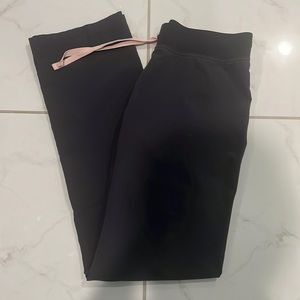 Livingston Basic Figs Bottoms